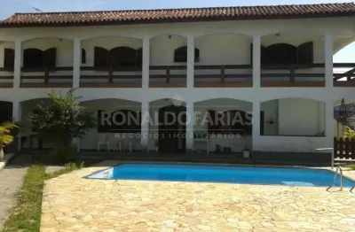 Sobrado à venda com 5 dormitórios, 1 suíte na região do jardim maria amália.