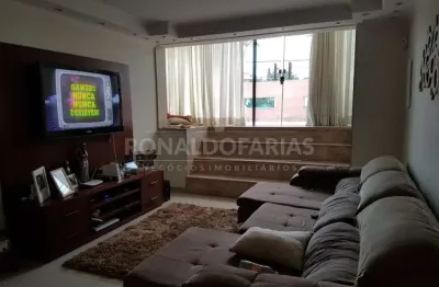 Lindo sobrado a venda com 3 dormitórios e 3 suítes ao lado da estação autódromo interlagos