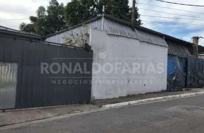 Área comercial a venda com área total de 1.723m³ em interlagos com 4 galpões construídos