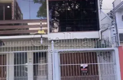 Casa com 3 quartos à venda na rua dona augusta, 37, menino deus, porto alegre por r$ 1.500.000