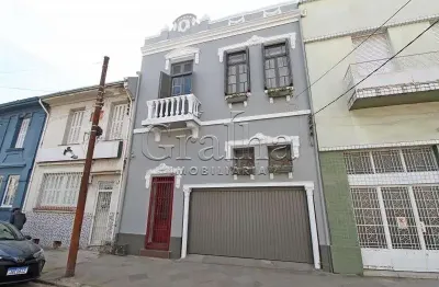 Casa com 3 quartos à venda na rua gaspar martins, 454, floresta, porto alegre por r$ 775.000