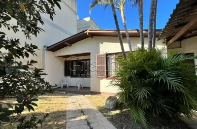 Casa com 3 quartos à venda na rua souza lobo, 1360, vila jardim, porto alegre por r$ 650.000