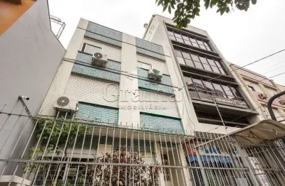 Apartamento com 2 quartos à venda na rua felipe camarão, 686, rio branco, porto alegre por r$ 380.000