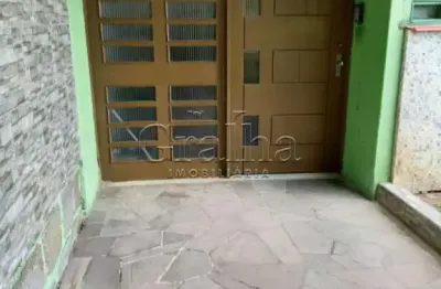 Apartamento com 2 quartos à venda na rua doutor ramiro d'ávila, 85, azenha, porto alegre por r$ 240.000