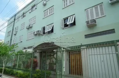 Apartamento com 2 quartos à venda na rua comendador coruja, 407, floresta, porto alegre por r$ 290.000