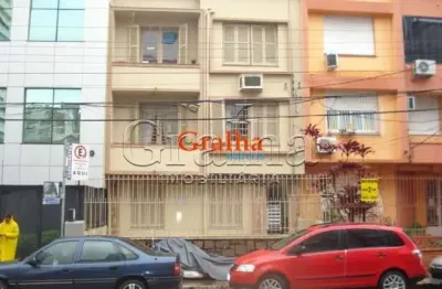 Apartamento com 2 quartos à venda na travessa miranda e castro, 29, santana, porto alegre por r$ 330.000