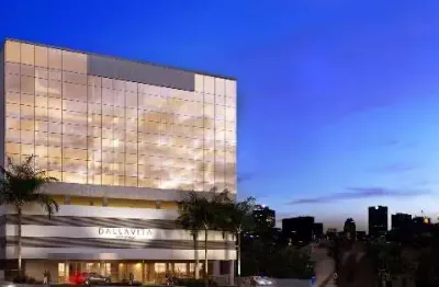 Sala comercial à venda na rua ramiro barcelos, 619, floresta, porto alegre por r$ 775.657