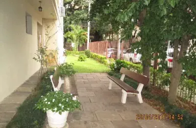 Apartamento com 2 quartos à venda na avenida mercedes, 166, floresta, porto alegre por r$ 330.000