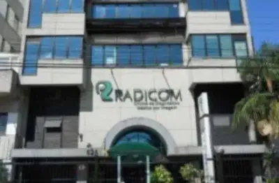 Sala comercial à venda na avenida érico veríssimo, 624, menino deus, porto alegre por r$ 370.000