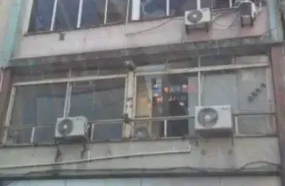 Sala comercial à venda na rua dos andradas, 1656, centro histórico, porto alegre por r$ 320.000