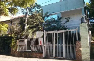 Casa com 4 quartos à venda na avenida américa, 138, floresta, porto alegre por r$ 1.350.000
