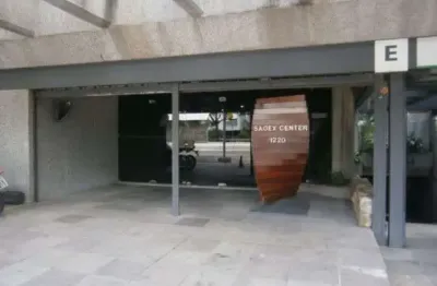 Sala comercial à venda na rua dom pedro ii, 1220, são joão, porto alegre por r$ 320.000