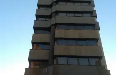 Apartamento com 3 quartos à venda na rua pedro weingartner, 165, moinhos de vento, porto alegre por r$ 2.250.000