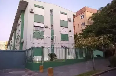 Apartamento com 2 quartos à venda na rua luiz de camões, 255, santo antônio, porto alegre por r$ 373.000