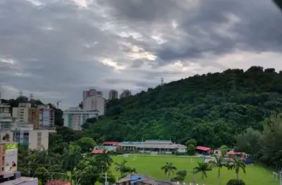 Apartamento indevassado,  03 quartos e garagem - juntinho do colégio abel