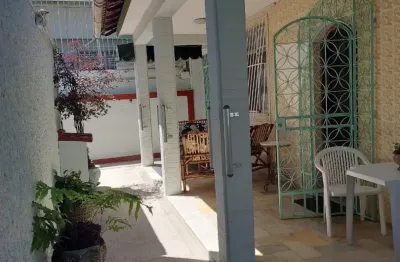 Vendo residencia rua tapajós - 04 quartos, 02 suites - próximo hospital e maternidade são francisco.