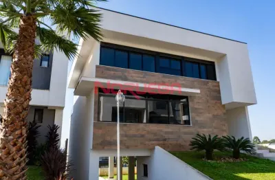 Casa de luxo à venda em almirante tamandaré-pr, bairro lamenha pequena: 3 quartos, 3 suítes, 380m² e 4 vagas!