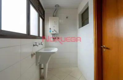 Apartamento com 3 quartos para alugar no Bacacheri, Curitiba 