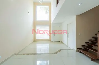 Casa com 3 quartos para alugar no Vista Alegre, Curitiba 