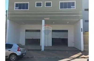 Salão para locação na avenida principal do campo largo