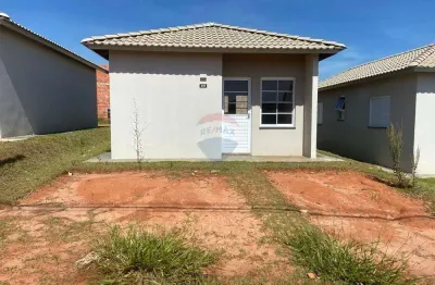 Casa com 2 quartos para alugar no Centro, Salto de Pirapora 
