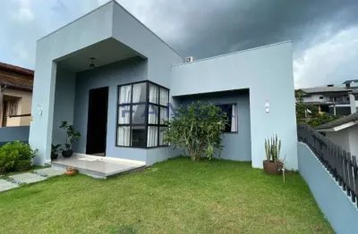 Casa com piscina a venda no bairro são luiz em pato branco - 01 suíte + 02 quartos - ca729