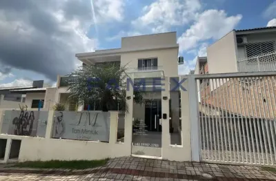 Casa com sala comercial à venda no bairro cristo rei - ca956