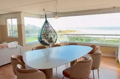 Maravilhosa cobertura porteira fechada com 5 quartos no  porto das dunas