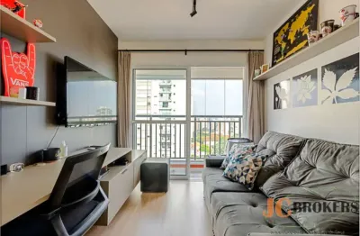 Apartamento mobiliado com 32m² de área útil, 1 suíte. sem vaga de garagem