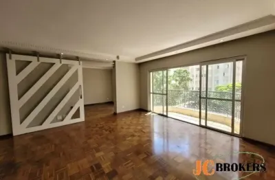 Apartamento com 160 m², 3 dormitórios, sendo 3 suítes, living para 3 ambientes, 2 vagas