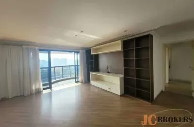 Apartamento com 160 m² de área útil, 3 suítes, 3 vagas
