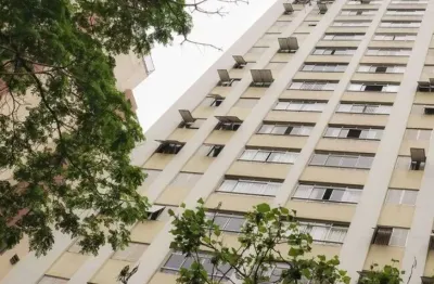 Apartamento com 125 m² de área útil, 1 vaga de garagem, amplo living, 3 dormitórios sendo 1 suíte.