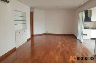 Apartamento com 137m² de área útil, 3 vagas,  3 dormitórios sendo 3 suítes