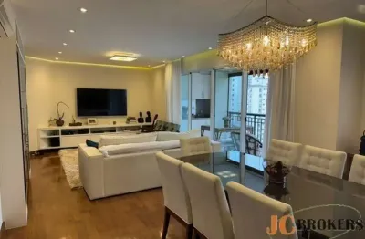 Apartamento com 137 m² de área útil,  3 dormitórios sendo 2 suítes, 3 vagas