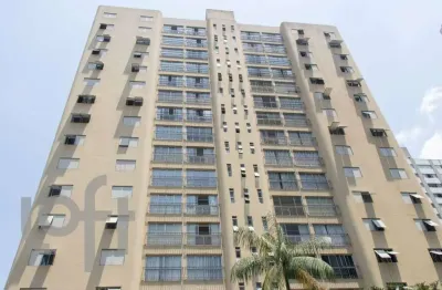 Apartamento com 107m² de área útil, sala para 2 ambientes,  3 dormitório sendo 1 suíte, 1 vaga