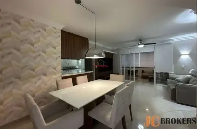Apartamento com 104m², 3 dormitórios sendo 1 suíte, 2 vagas