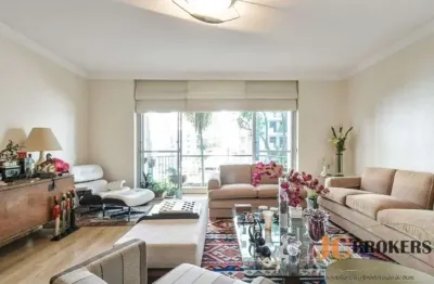 Apartamento com 176m² de área útil, 4 dormitórios sendo 1 suíte , 3 vagas