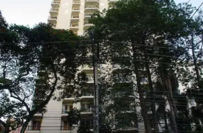 Apto com 178m², 4 dormitórios( 2 suítes), living, varanda, 4 banheiros, 2 vagas.