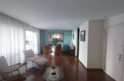 Apartamento com 151 m², 3 dormitórios, sendo 3 suítes, sala ampla para 2 ambientes, 3 vagas