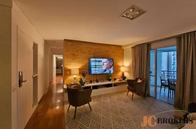 Apartamento mobiliado com 157m² de área útil, 3 suítes, 2 vagas