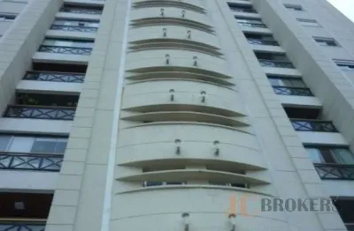 Apartamento com 98m² de área útil, 2 vagas, amplo living com varanda estendida, 3 suítes