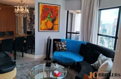 Apartamento com 106m² de área útil,3 dormitórios sendo 1 suíte com closet, 2 vagas