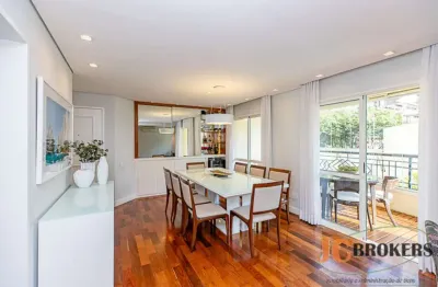 Apartamento com 128m² de área útil, 3 dormitórios sendo 2 suítes, 2 vagas