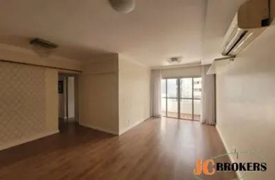 Apartamento com 92 m², 2 dormitórios, sala para 2 ambientes, varanda, 2 vagas