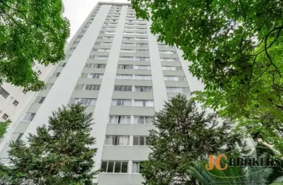 Apartamento com 137m² de área útil, 4 dormitórios sendo 1 suíte, 2 vagas.