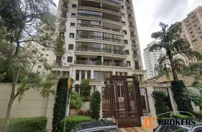 Apartamento com 180 m², 3 dormitórios, sendo 3 suítes, amplo living para 2 ambientes, 4 vagas