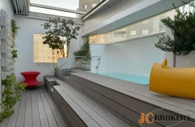 Cobertura com 202m² de área útil, 2 suítes, 4 vagas