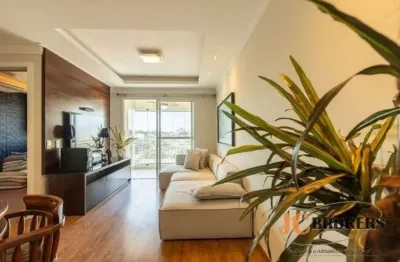 Apartamento com 86m² de área útil, 3 dormitórios sendo 2 suítes e 2 vagas.