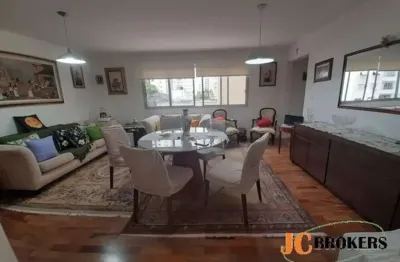 Apartamento com 97 m², 3 dormitórios, sendo 1 suíte, living para dois ambientes, 1 vaga