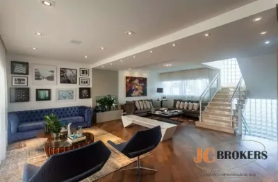 Belíssima casa em condominio fechado com 3 pavimentos. são 422m² de área útil, 4 suítes, 4 vagas
